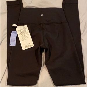 NWT wunder under lulus 25”